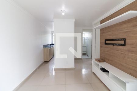 Sala de apartamento para alugar com 2 quartos, 44m² em Parque Ipe, São Paulo