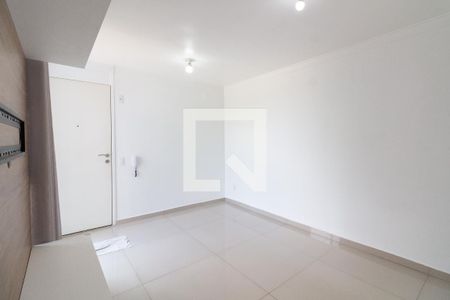 Sala de apartamento para alugar com 2 quartos, 44m² em Parque Ipe, São Paulo