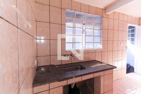 Cozinha de casa para alugar com 1 quarto, 35m² em Vila Invernada, São Paulo