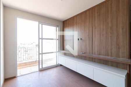 Sala de Estar de apartamento à venda com 2 quartos, 54m² em Vila Pita, São Paulo