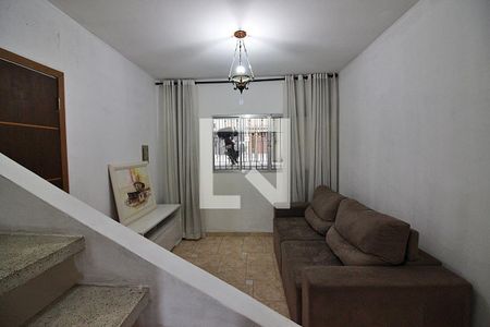 Sala de casa à venda com 2 quartos, 119m² em Conjunto Residencial Pombeva, São Bernardo do Campo