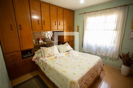 Quarto 1 de casa à venda com 3 quartos, 220m² em Conjunto Residencial Santa Terezinha, São Paulo