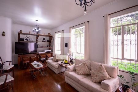 Sala de casa à venda com 5 quartos, 560m² em Jardim da Saúde, São Paulo