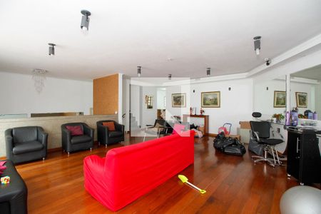 Sala de Estar de casa à venda com 7 quartos, 400m² em Sumarezinho, São Paulo