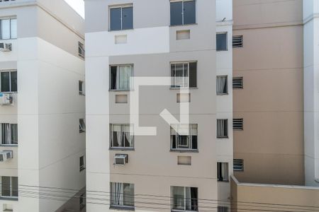 Vista do Quarto 1 de apartamento para alugar com 2 quartos, 46m² em Manguinhos, Rio de Janeiro