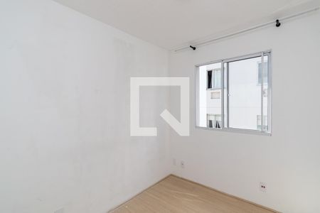 Quarto 1 de apartamento para alugar com 2 quartos, 46m² em Manguinhos, Rio de Janeiro