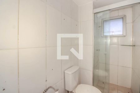 Banheiro de apartamento para alugar com 1 quarto, 37m² em Sarandi, Porto Alegre