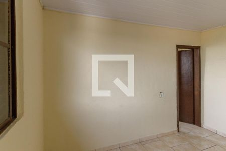 Sala de apartamento para alugar com 1 quarto, 32m² em Rubem Berta, Porto Alegre