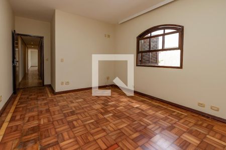 Suíte de casa para alugar com 3 quartos, 200m² em Vila Cordeiro, São Paulo