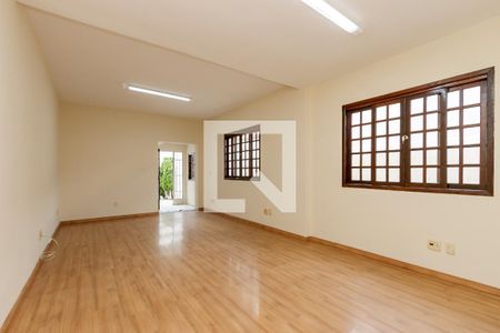 Sala de casa para alugar com 3 quartos, 200m² em Vila Cordeiro, São Paulo