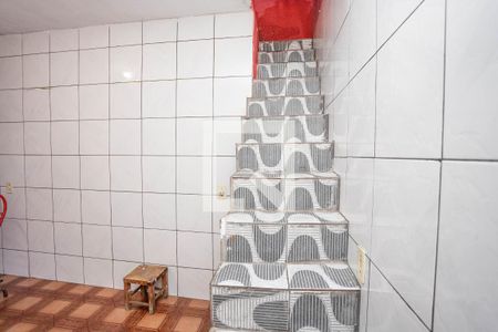 Escada casa 1 de casa à venda com 4 quartos, 9m² em Vila Nogueira, Diadema
