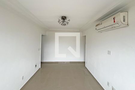 Sala de apartamento para alugar com 2 quartos, 80m² em Embaré, Santos