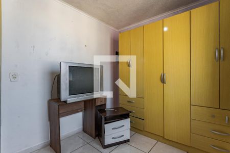 Quarto 1 de apartamento para alugar com 2 quartos, 50m² em Jardim Dona Leopoldina, Porto Alegre