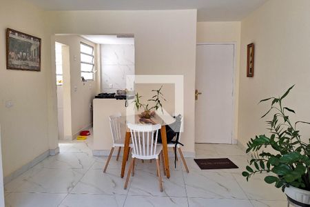 Sala de apartamento à venda com 3 quartos, 70m² em Santa Rosa, Niterói