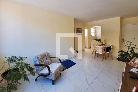 Sala de apartamento à venda com 3 quartos, 70m² em Santa Rosa, Niterói