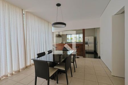 Sala de casa à venda com 3 quartos, 250m² em São Bento, Belo Horizonte