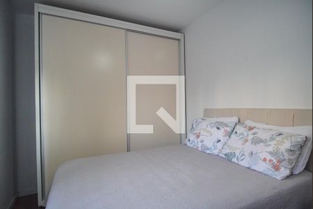 Quarto 1 de apartamento para alugar com 2 quartos, 57m² em Pátria Nova, Novo Hamburgo