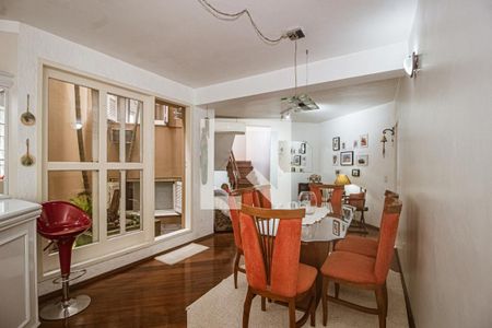 Sala de casa à venda com 3 quartos, 306m² em Santo Antônio, Porto Alegre