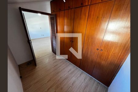 Quarto 3 de casa de condomínio à venda com 5 quartos, 600m² em Parque da Hipica, Campinas