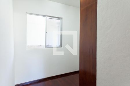 Quarto 1 de apartamento à venda com 2 quartos, 60m² em Amazonas, Contagem