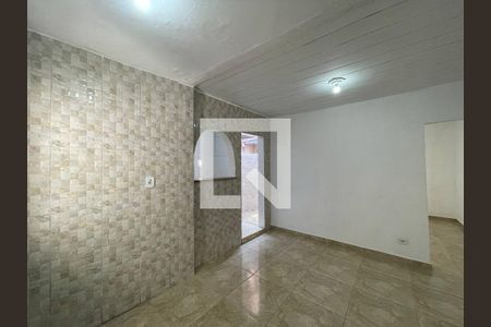 Sala de casa para alugar com 1 quarto, 55m² em Vila Nhocuné, São Paulo