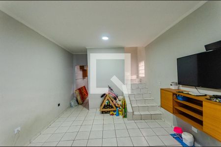 Sala de casa à venda com 4 quartos, 101m² em Vila Palmeiras, São Paulo