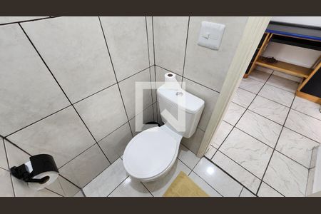 Lavabo de apartamento para alugar com 1 quarto, 90m² em Macuco, Santos