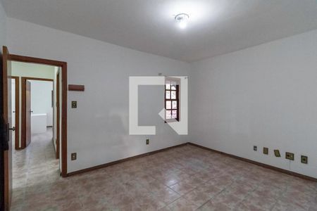 Sala de casa para alugar com 3 quartos, 150m² em Alípio de Melo, Belo Horizonte