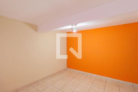 Sala de casa para alugar com 1 quarto, 40m² em Jaguaribe, Osasco