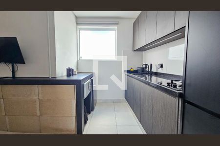 Cozinha de kitnet/studio para alugar com 1 quarto, 25m² em Vila Santana, São Paulo