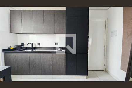 Cozinha de kitnet/studio para alugar com 1 quarto, 25m² em Vila Santana, São Paulo