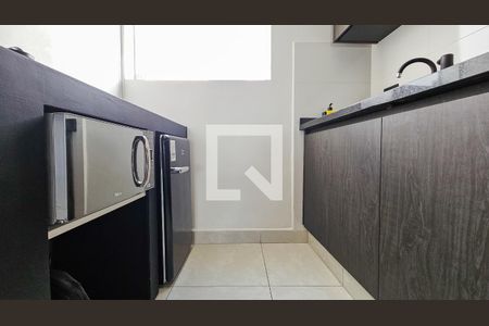 Cozinha de kitnet/studio para alugar com 1 quarto, 25m² em Vila Santana, São Paulo
