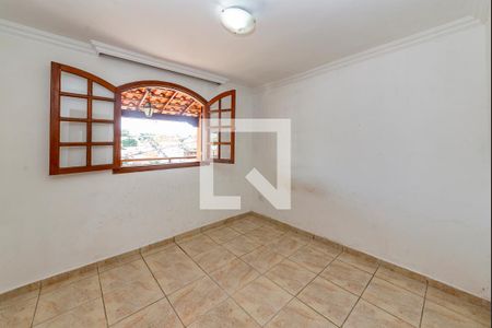 Suíte de casa para alugar com 3 quartos, 270m² em Palmeiras, Belo Horizonte