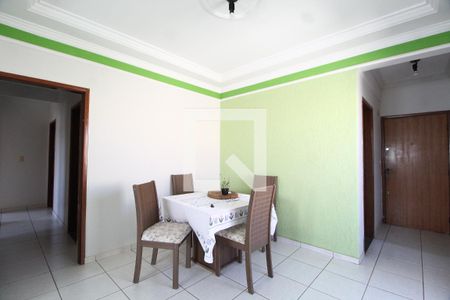 Sala de apartamento para alugar com 3 quartos, 1125m² em Saraiva, Uberlândia