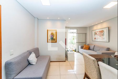 Sala de apartamento à venda com 3 quartos, 80m² em Cidade Jardim, Belo Horizonte