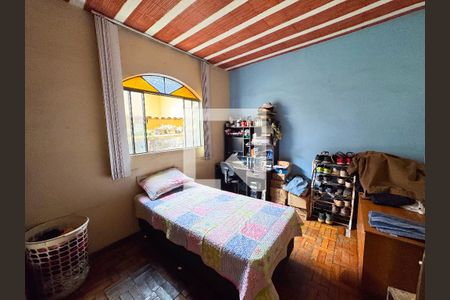 Quarto 2 de casa à venda com 4 quartos, 97m² em Centro, Contagem