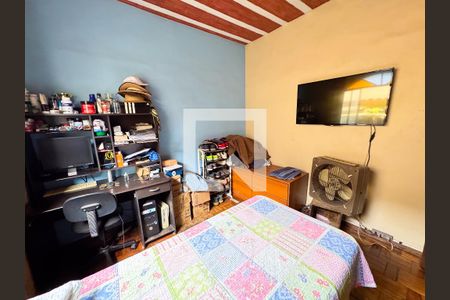 Quarto 2 de casa à venda com 4 quartos, 97m² em Centro, Contagem