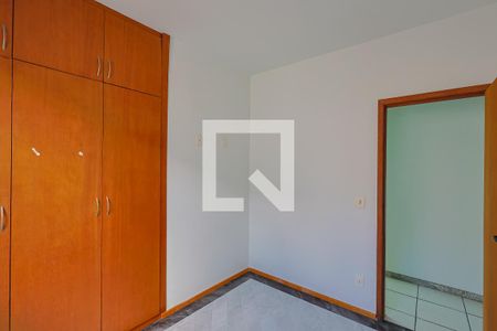 Quarto 1 de apartamento para alugar com 3 quartos, 85m² em Estoril, Belo Horizonte