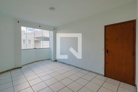 Sala de apartamento para alugar com 3 quartos, 85m² em Estoril, Belo Horizonte