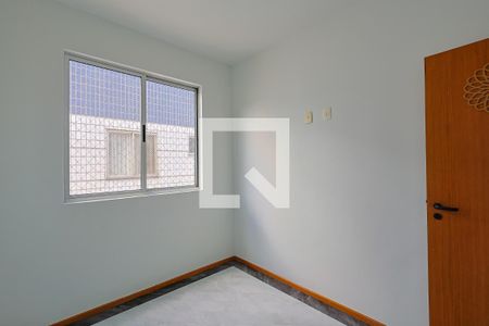 Quarto 2 de apartamento para alugar com 3 quartos, 85m² em Estoril, Belo Horizonte