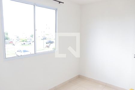 Quarto 2 de apartamento para alugar com 2 quartos, 43m² em Setor Grajaú, Goiânia