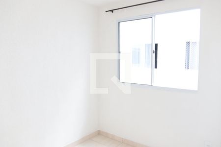 Quarto 2 de apartamento para alugar com 2 quartos, 43m² em Setor Grajaú, Goiânia