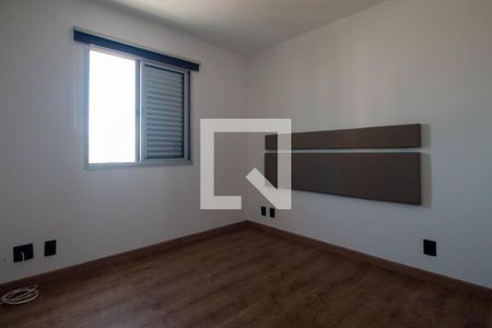 Quarto de apartamento para alugar com 2 quartos, 75m² em Vila Cruzeiro, São Paulo