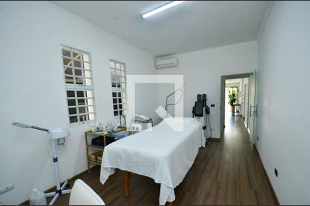 Quarto casa1 de casa à venda com 4 quartos, 300m² em Pompéia, Belo Horizonte