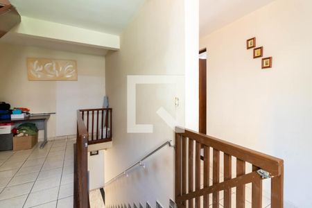 Corredor dos Quartos de casa à venda com 4 quartos, 230m² em Jardim Sonia, São Paulo