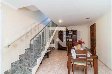 Sala de Jantar de casa à venda com 4 quartos, 230m² em Jardim Sonia, São Paulo