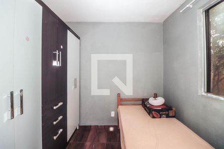 Quarto 1 de apartamento para alugar com 2 quartos, 38m² em Parque Santa Fé, Porto Alegre