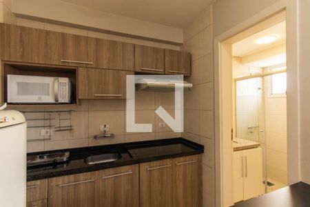 Cozinha de apartamento para alugar com 1 quarto, 42m² em Centro, Curitiba