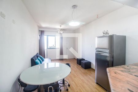 Sala de TV de apartamento à venda com 1 quarto, 56m² em Alphaville Industrial, Barueri