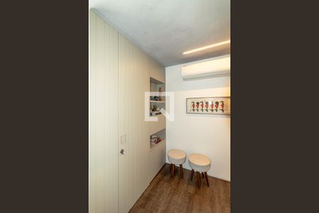 Sala de apartamento à venda com 1 quarto, 70m² em Moema, São Paulo